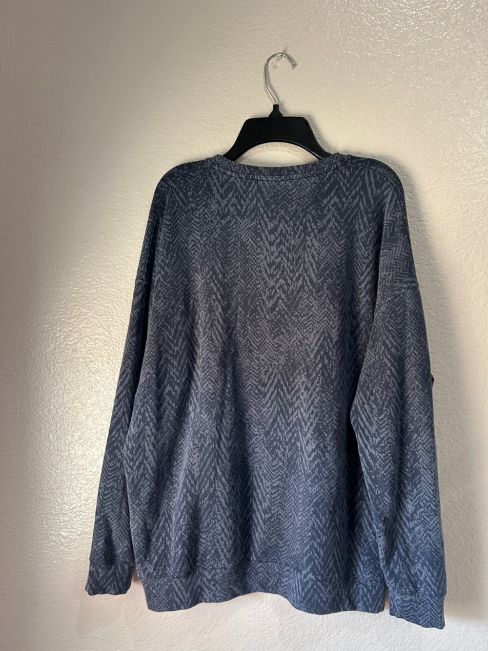 Athleta Heathered Slate Blue Patterned Crewneck Sz M Workout Athletic TC0230 - Picture 7 of 7